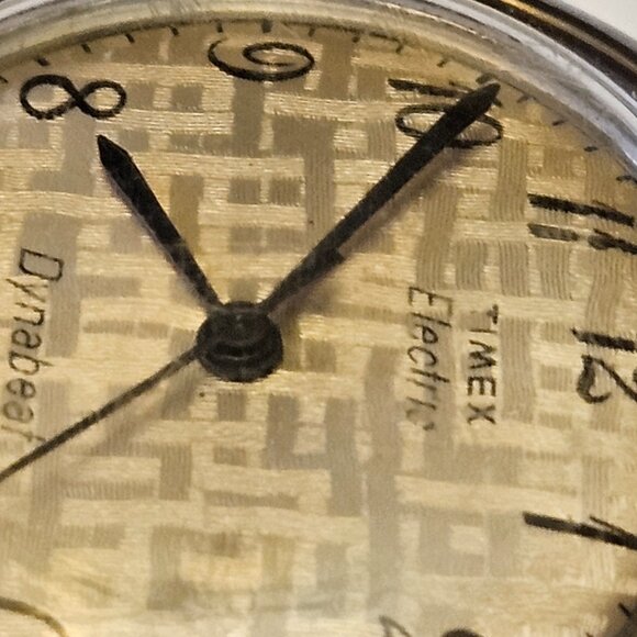 Vintage Timex Electric Dynabeat Watch (for repair) - Picture 2 of 14